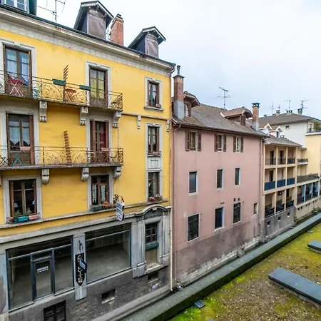 L'etoile Annecienne - 3 80 Square Meter - Terrace Apartment